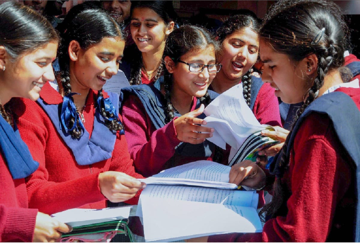 Application of School of Excellence from April 2, a