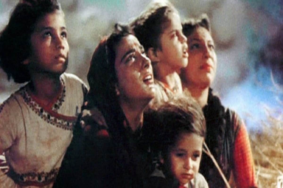 international women's day: Amar ujala remembers 5 best roles by actresses in women centric films