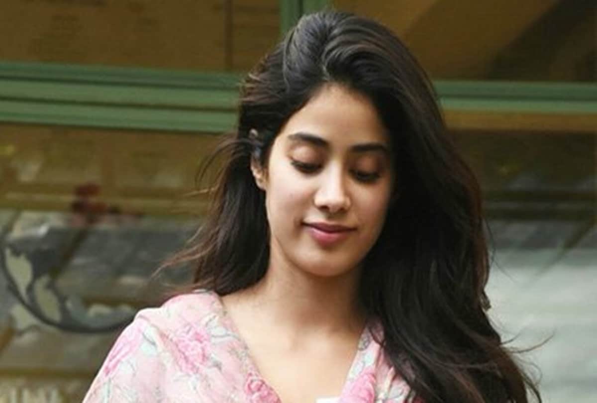 sridevi daughter janhvi kapoor debut film dhadak get postponed