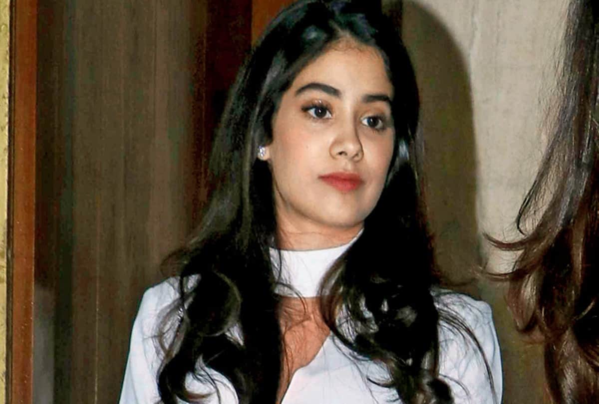 anshula kapoor arrange dinner for janhvi kapoor 21st birthday