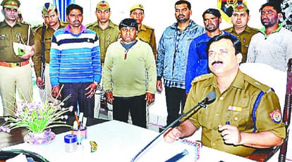up: Panchayat had given urine to youth in light of love relations, 5 arrested