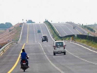 will built on new toll plaza agra lucknow expressway 