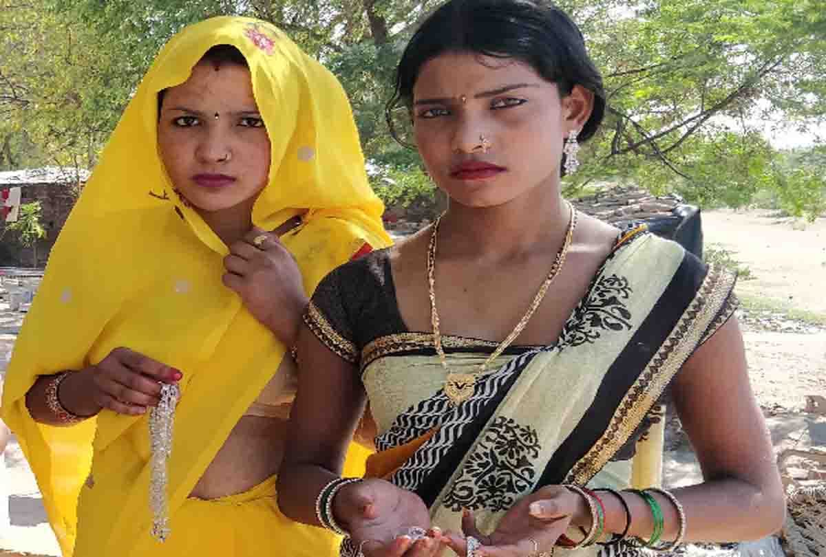 up cm Yogi Adityanath Government To Probe Irregularities In Mass Marriage