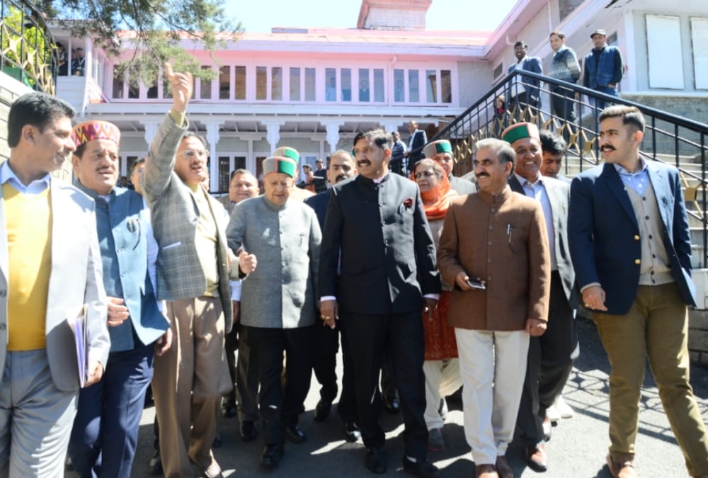 himachal budget session ruckus in vidhansabha congress walkout 