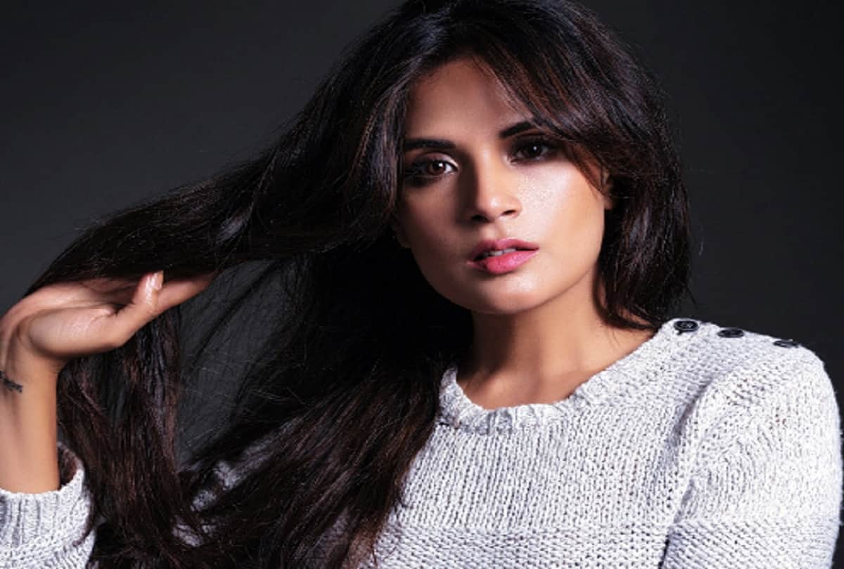 me too richa chadda was asked to show navel during a shoot
