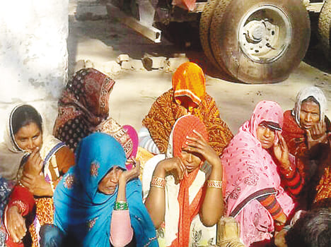 old women died in an accident,son injured