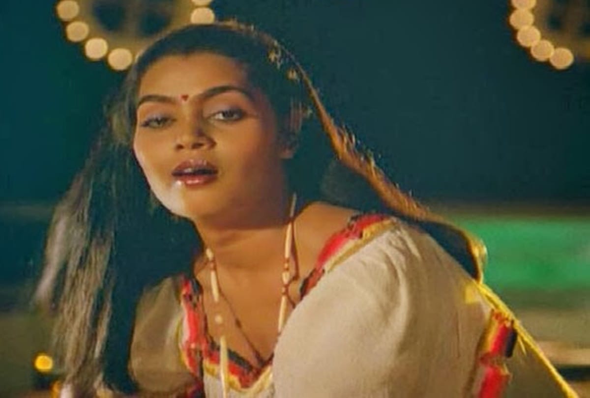 Silk Smitha Death Anniversary Know Some Unknown Facts About Actress
