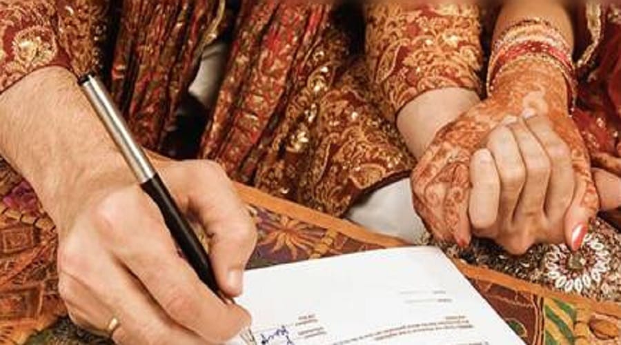 up: girl of religion changed, court marriage, ruckus