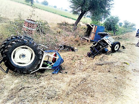 One killed, five injured in road accidents in mahudaha