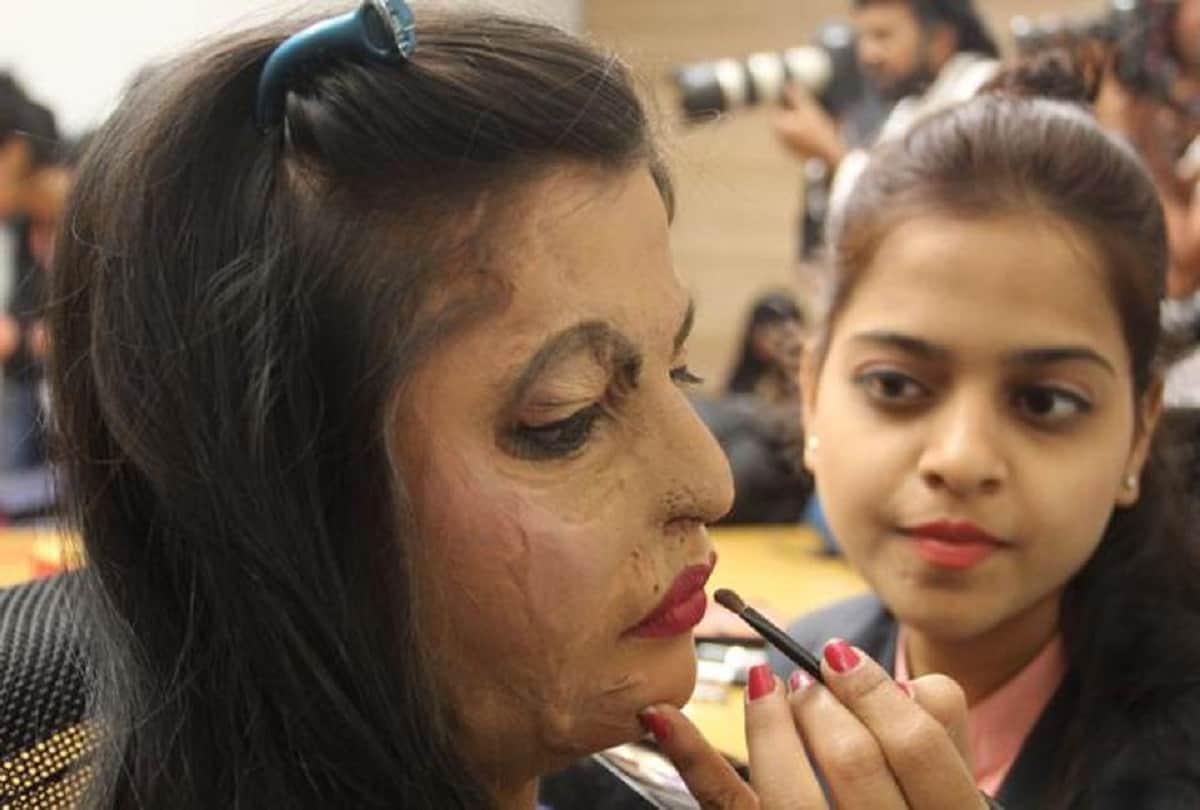 International Women Day 2018 acid attack women fashion show