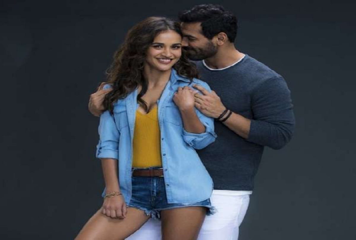 actress neha shama's sister to debut in bollywood with john abraham
