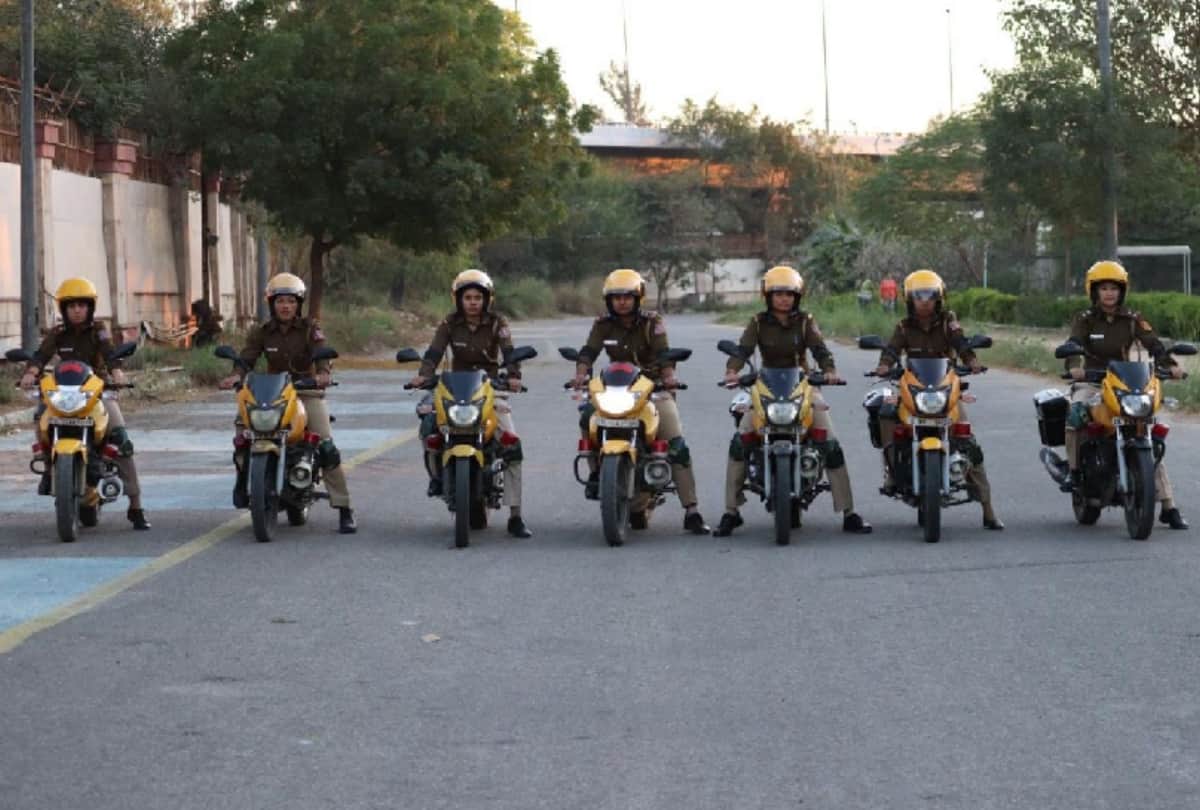 international womens day: all you need to know about women patrolling squad of delhi police