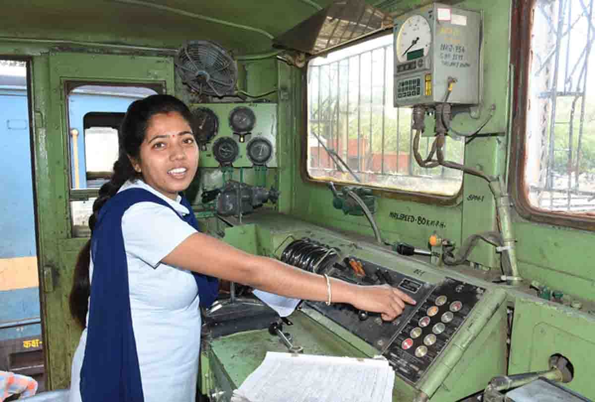 loco pilot archana on international womens day