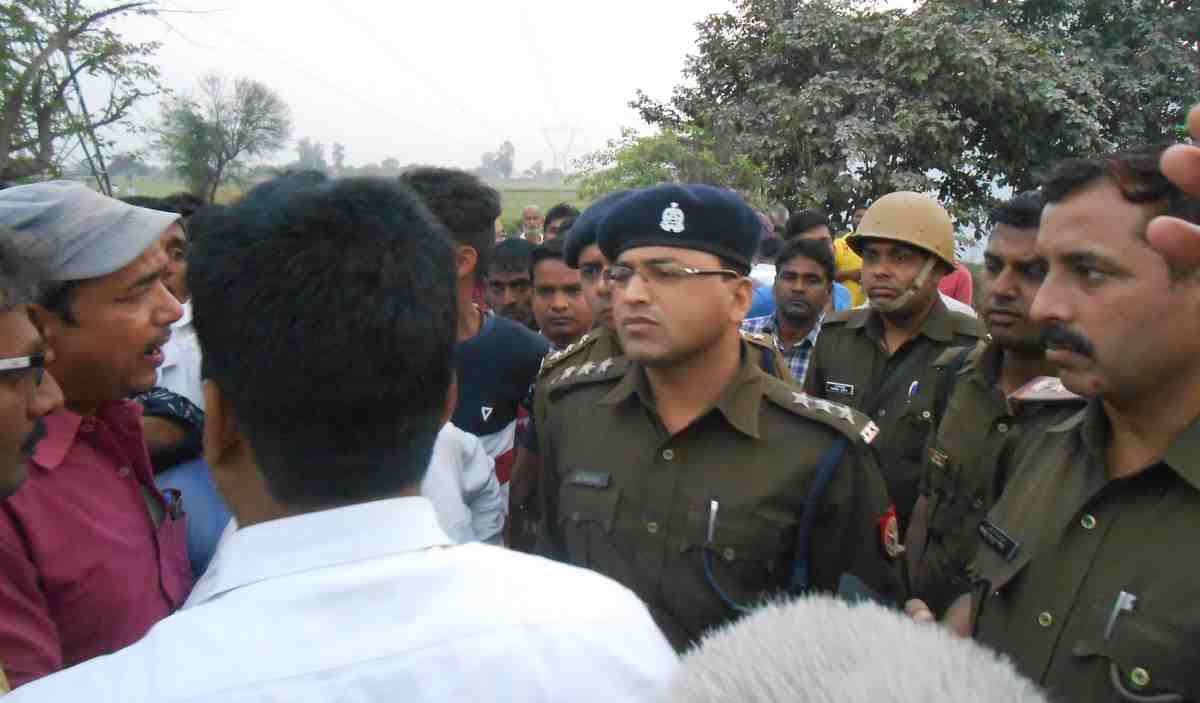 police jeep hit student in azamgarh