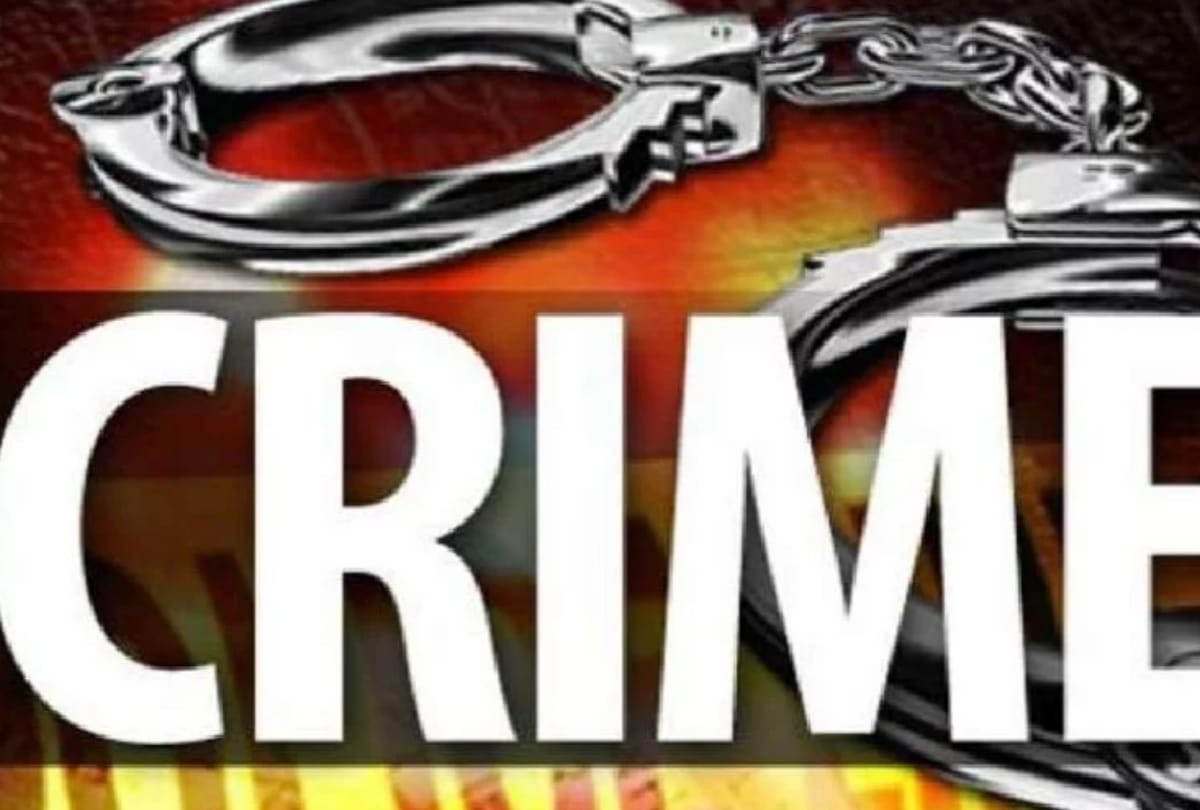 inspector beaten old men in lucknow