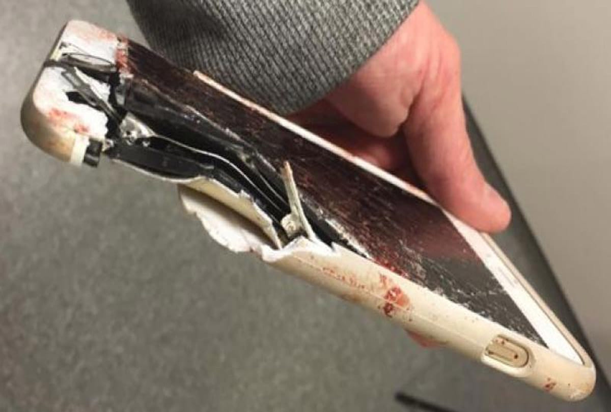 A loud bang and mobile bursts 