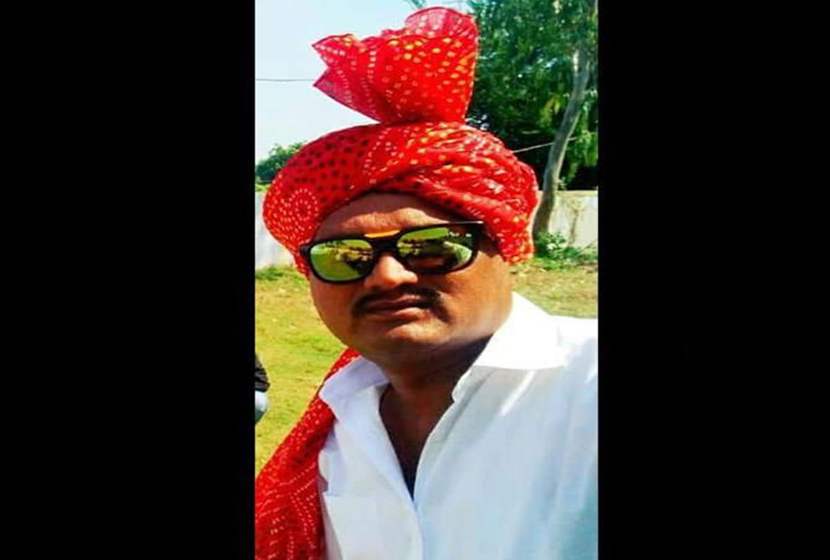 Father organised grand celebration to perform last rituals of sons death