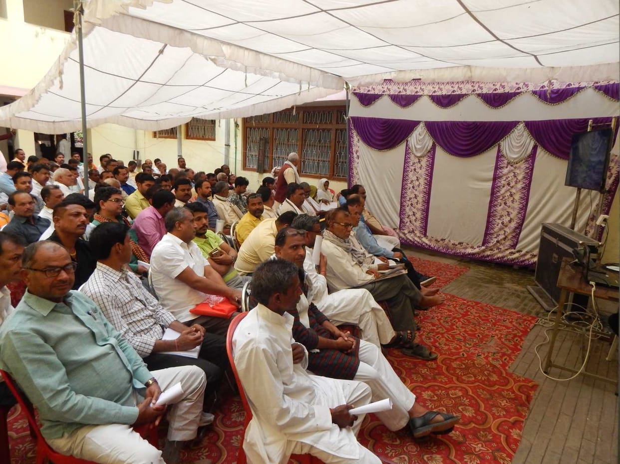 Applicants filling for e-lottery