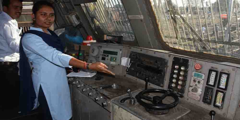 woman loco pilot from kanpur