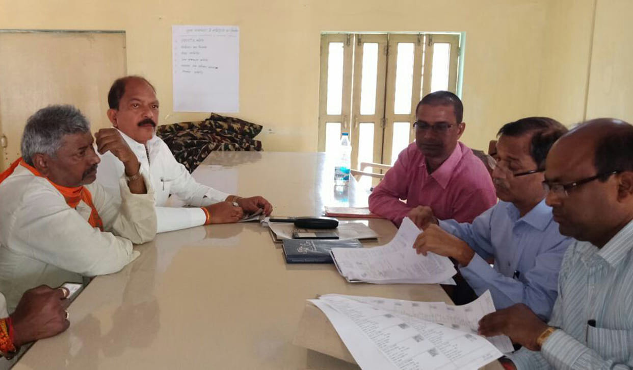 Nomination by father-in-law and daughter-in-law in elections for the post of block pramukh