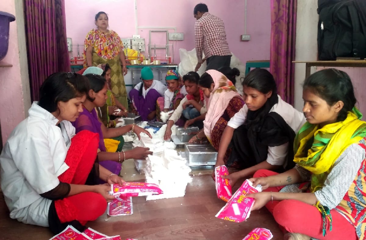 International Women's day- padwomen of Gorakhpur, making Sanitary Napkin and spread Awareness 
