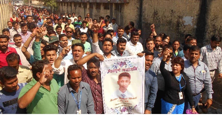 Anger, demonstration on student death