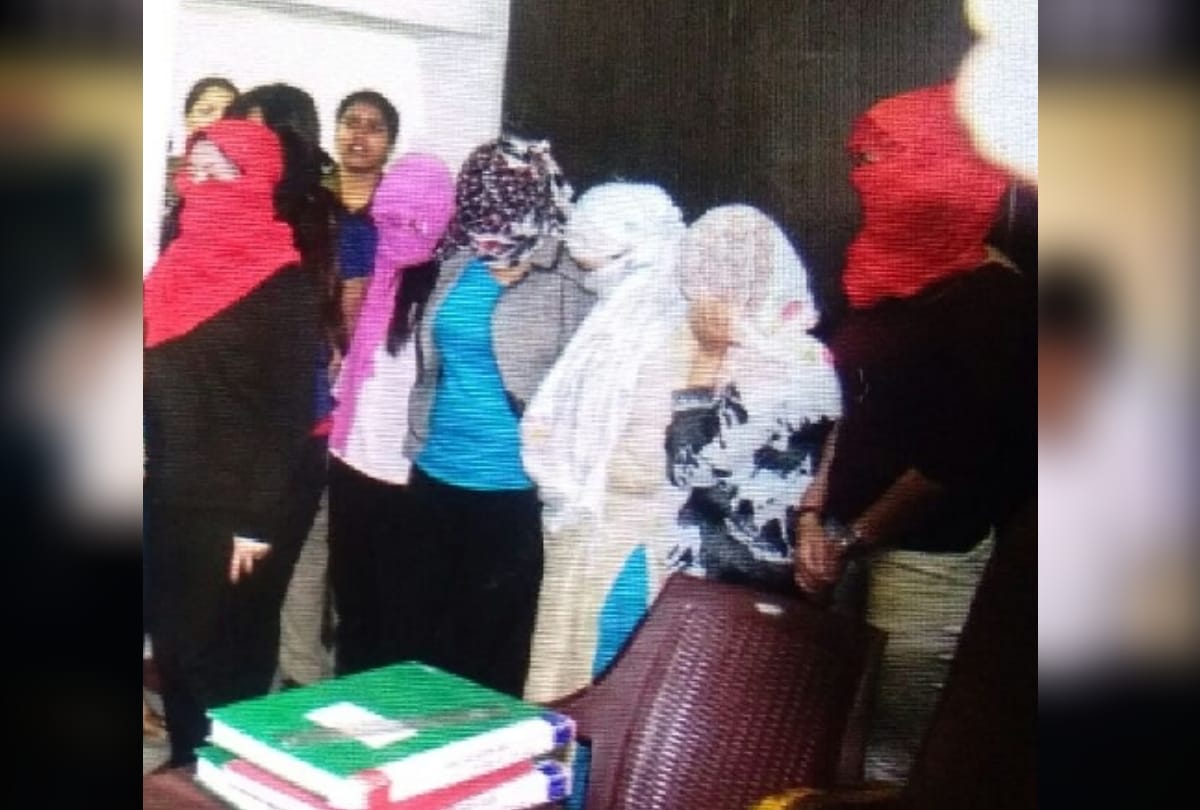 High Profile sex racket Busted in bareilly of uttar pradesh