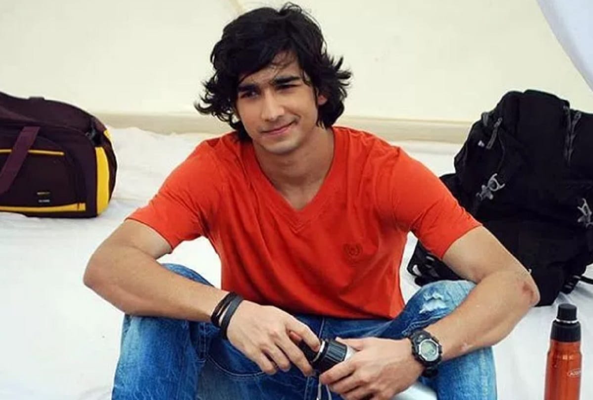 actor shantanu maheshwari Net Worth Income House Car Collection Celebrity lifestyle