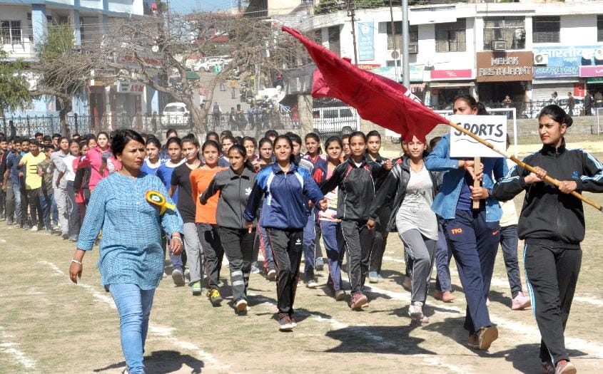 मोहित व अर्चना शर्मा को बेस्ट एथलीट का खिताब