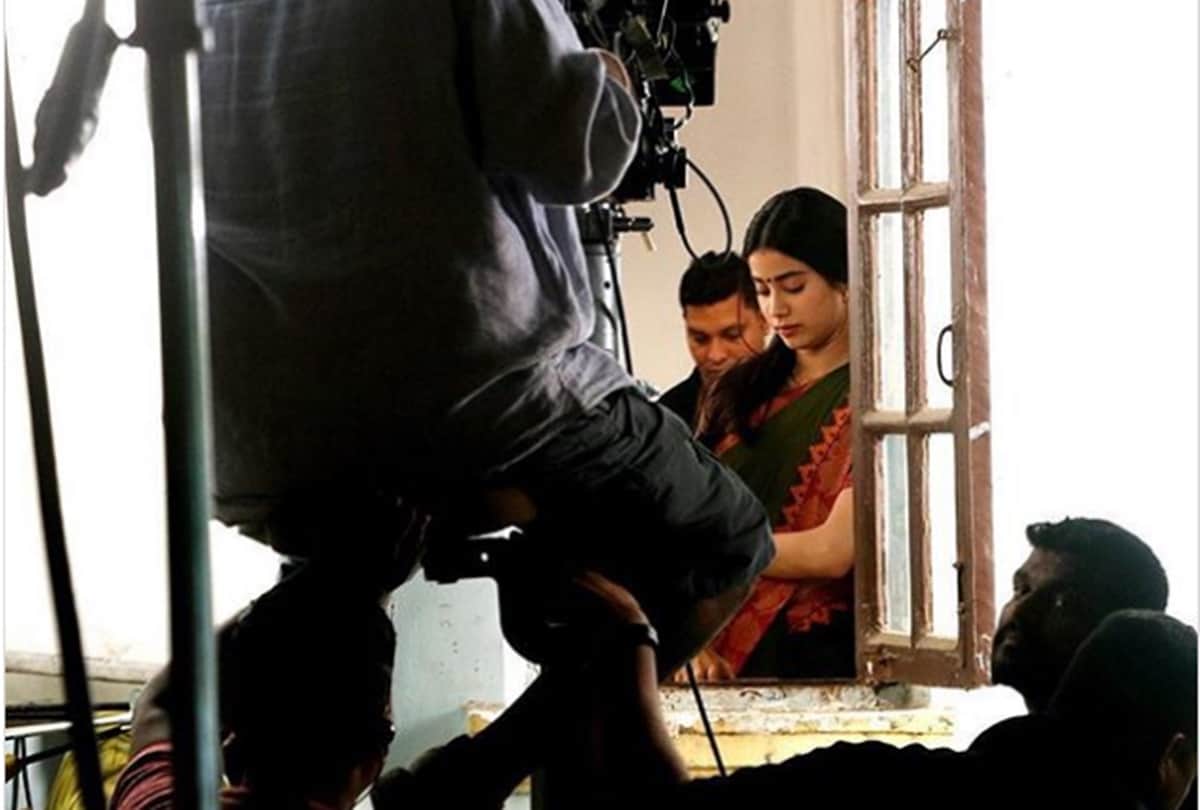 janhvi kapoor delivering takes after takes with full conviction on set of dhadak