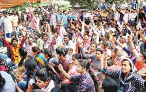 SSC office occupied by six hours students