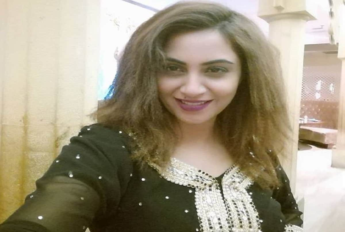 bigg boss11 contestant arshi khan shared video on Instagram 