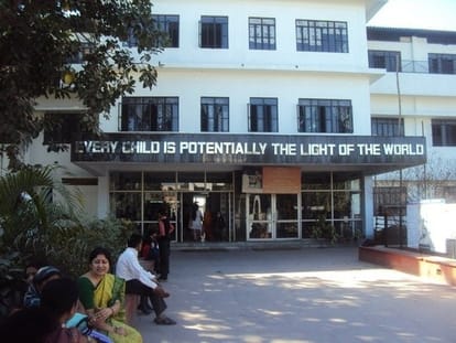 complaint against cms school regarding registration
