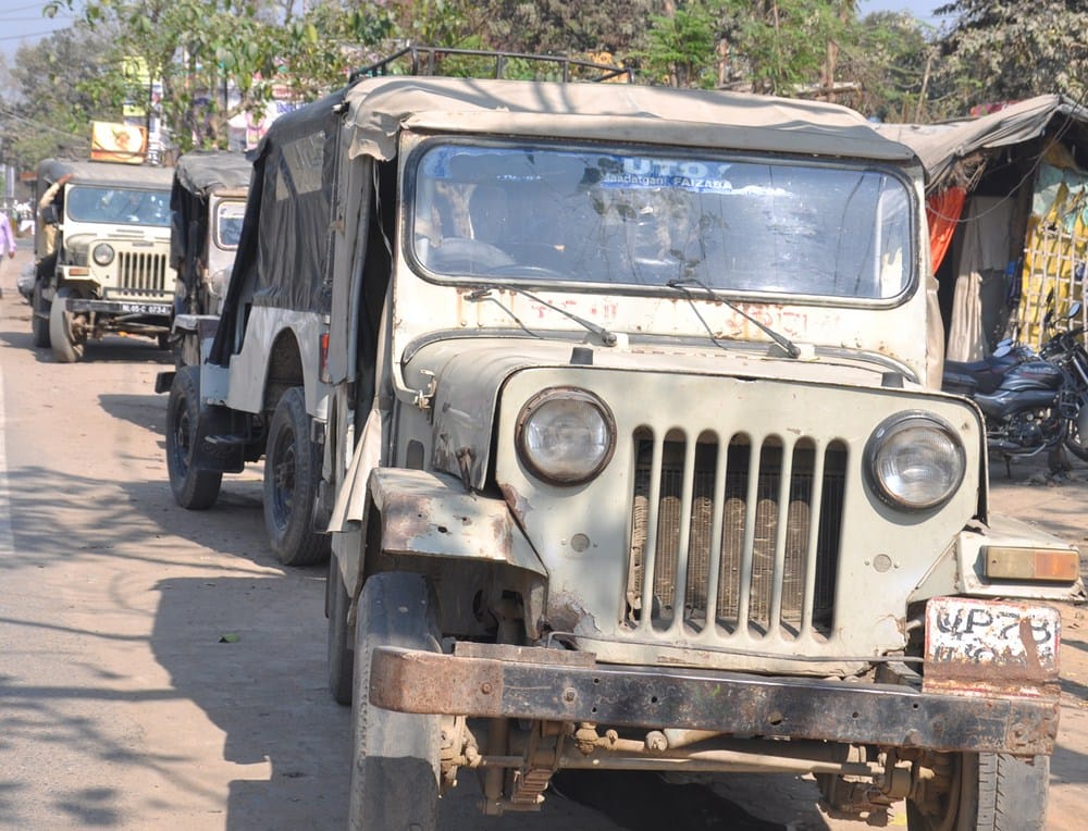 witout fitness vehicles are on road