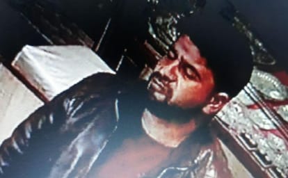 agra police arrested cyber criminal 