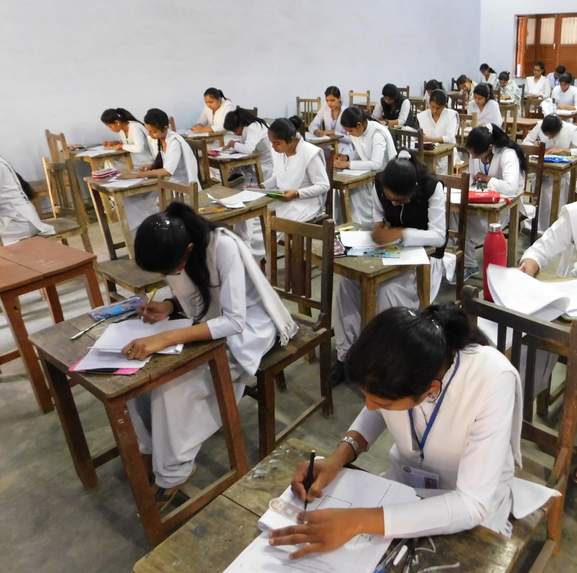 सीबीएसई बिजनेस स्टडीज की परीक्षा में बैठे 309 परीक्षार्थी