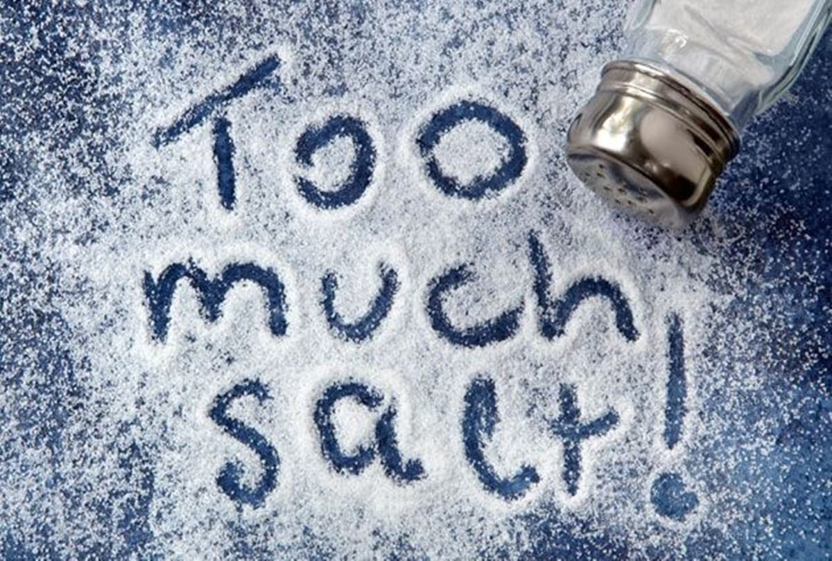 Mother Feeding Excess Of Salt to Her Baby girl 
