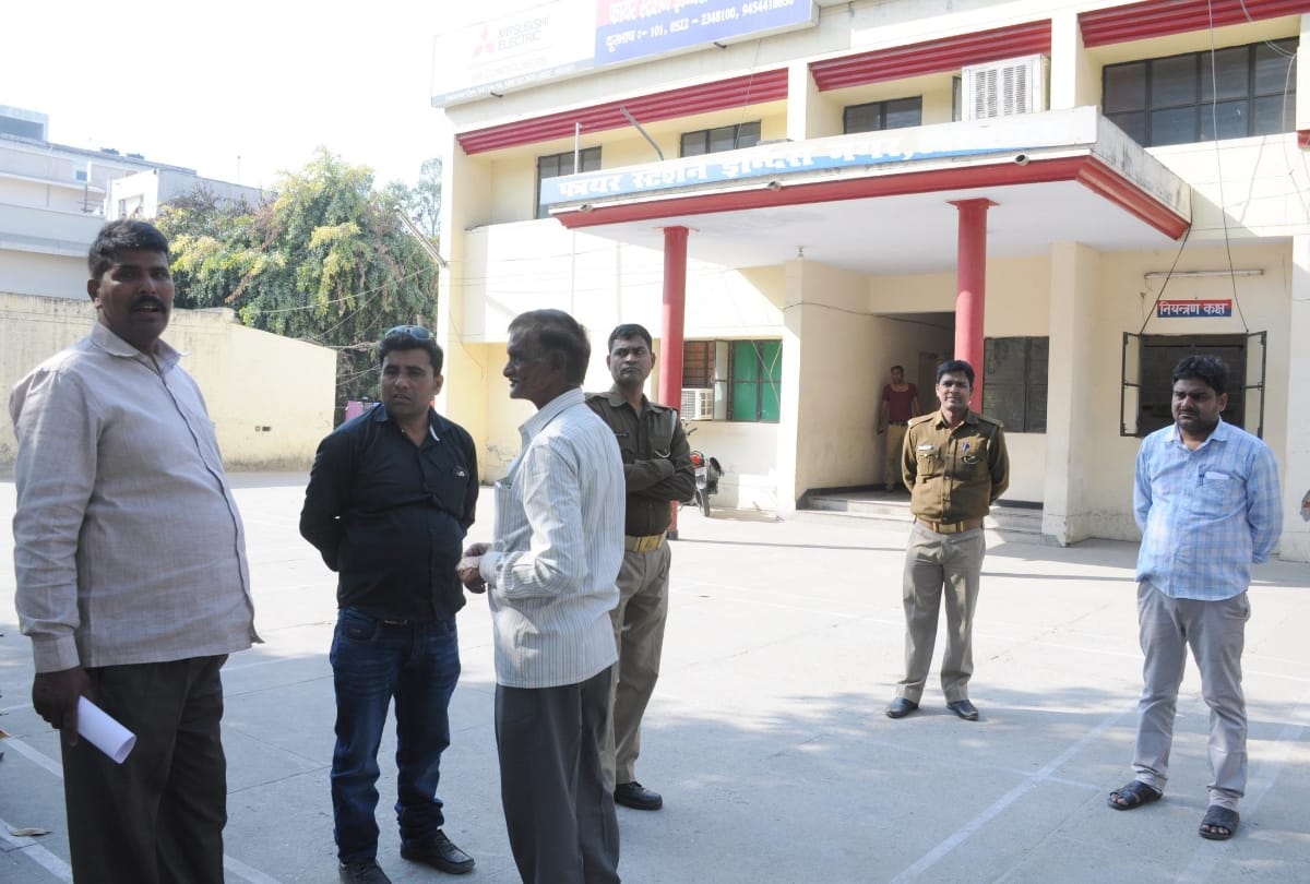 lesa team beaten by fire team in lucknow