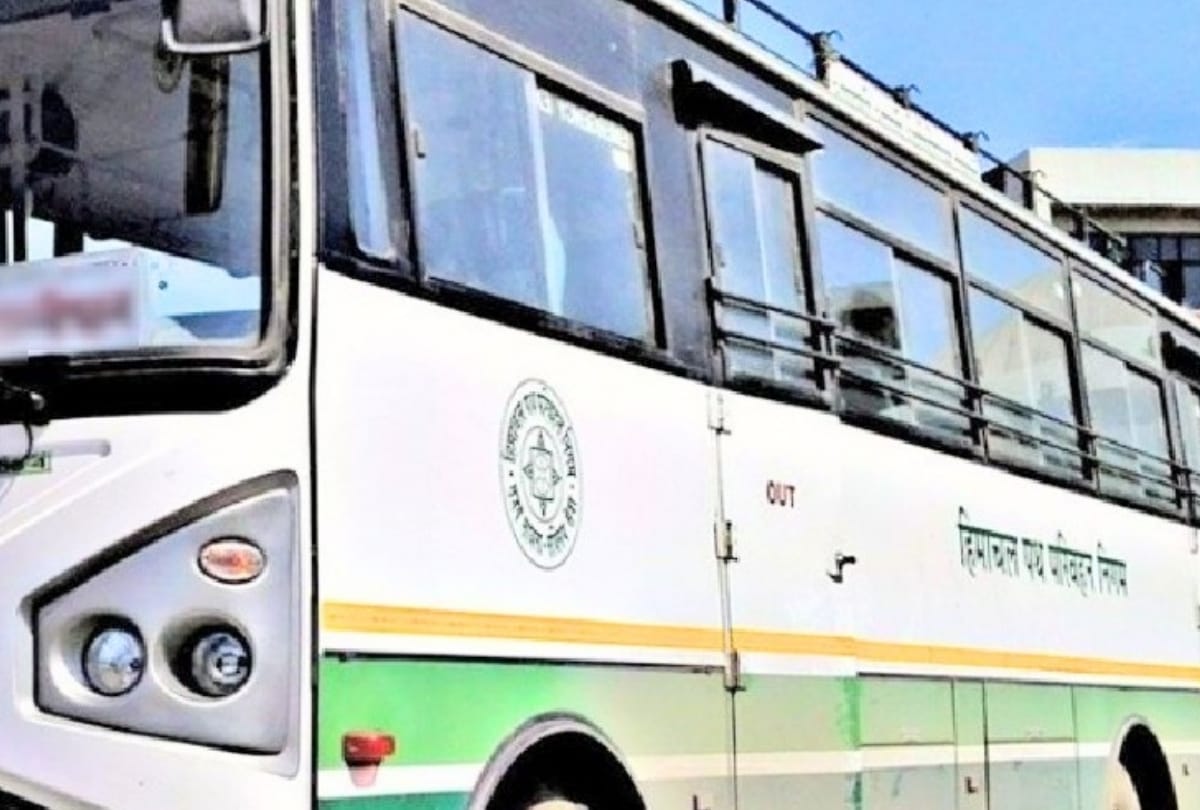 two hrtc buses collide in nerwa shimla