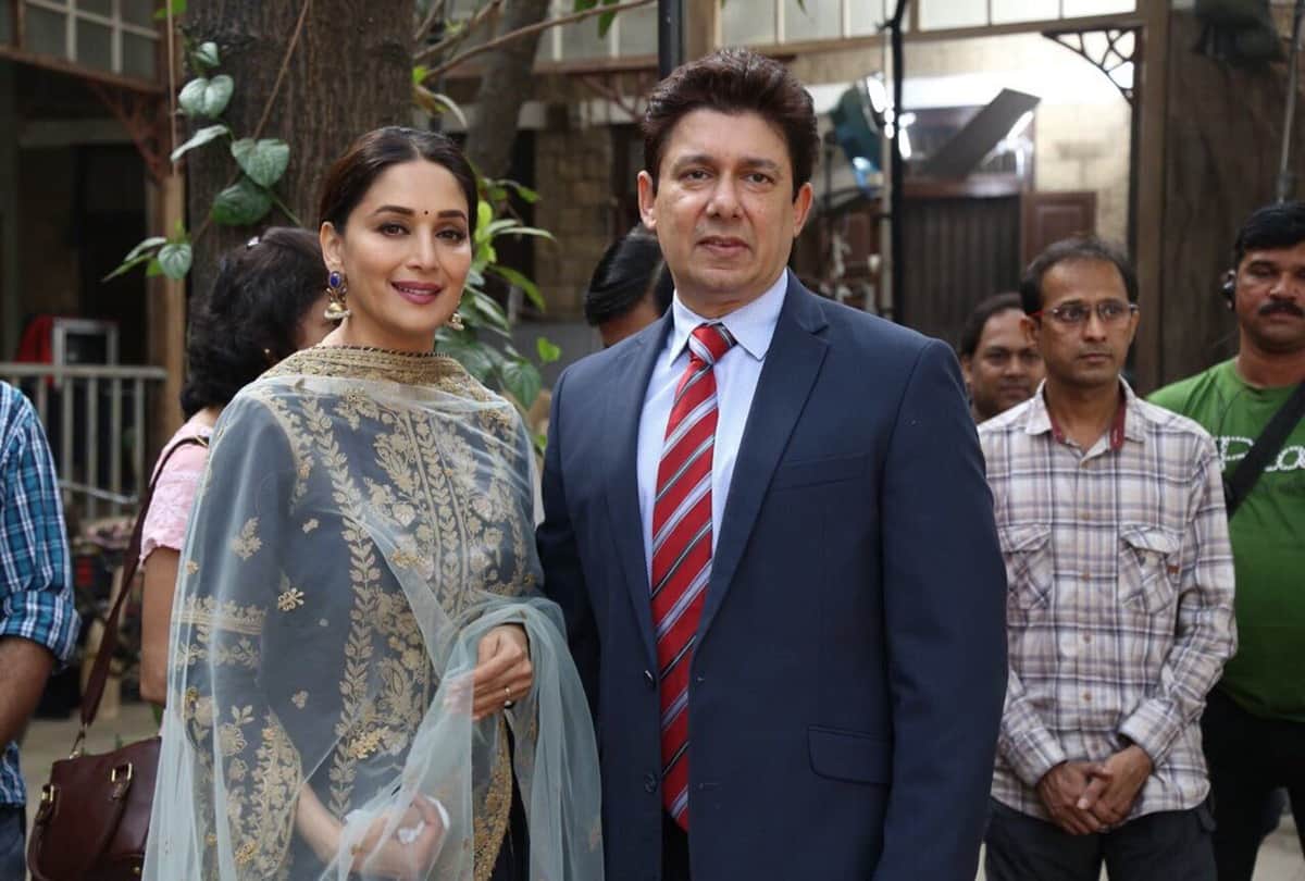 not only Priyanka Chopra these bollywood actress had to date foreigner boyfriend