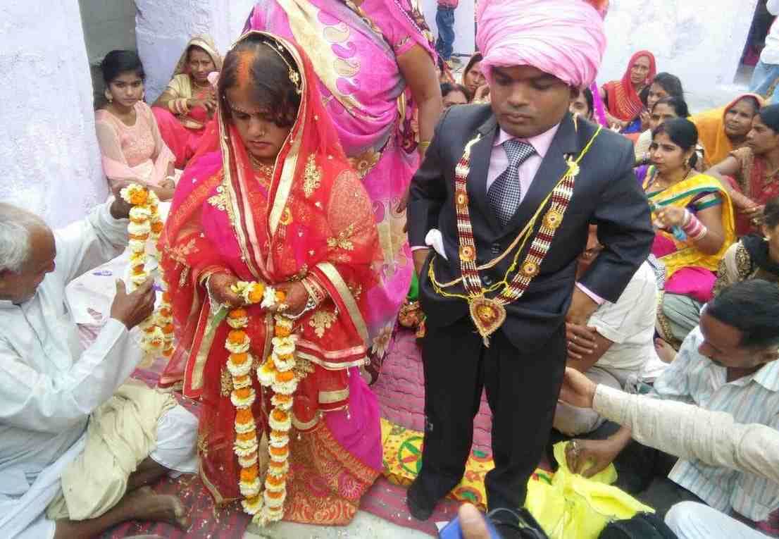 3.5 feet tall groom and three feet tall bride