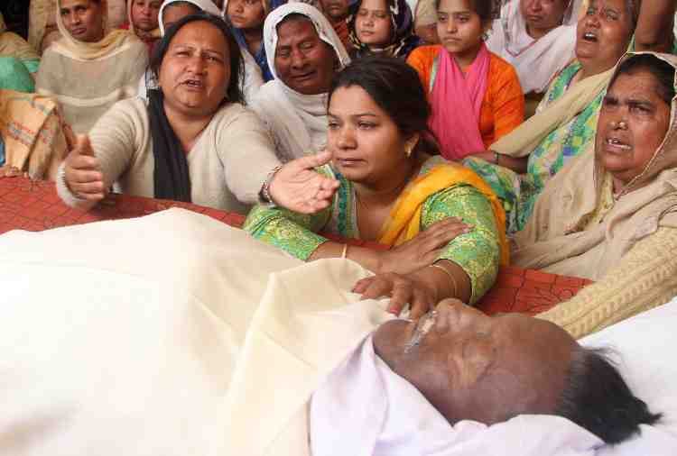 one of the legendary Wadali Brothers Pyarelal Wadali Funeral in Paternal Village