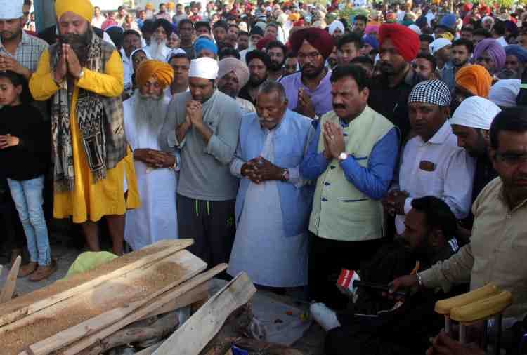 one of the legendary Wadali Brothers Pyarelal Wadali Funeral in Paternal Village