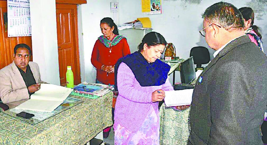 Two missing doctors, including two