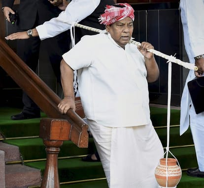 Congress President Rahul Gandhi and bjp minister at Parliament during second phase of Budget Session