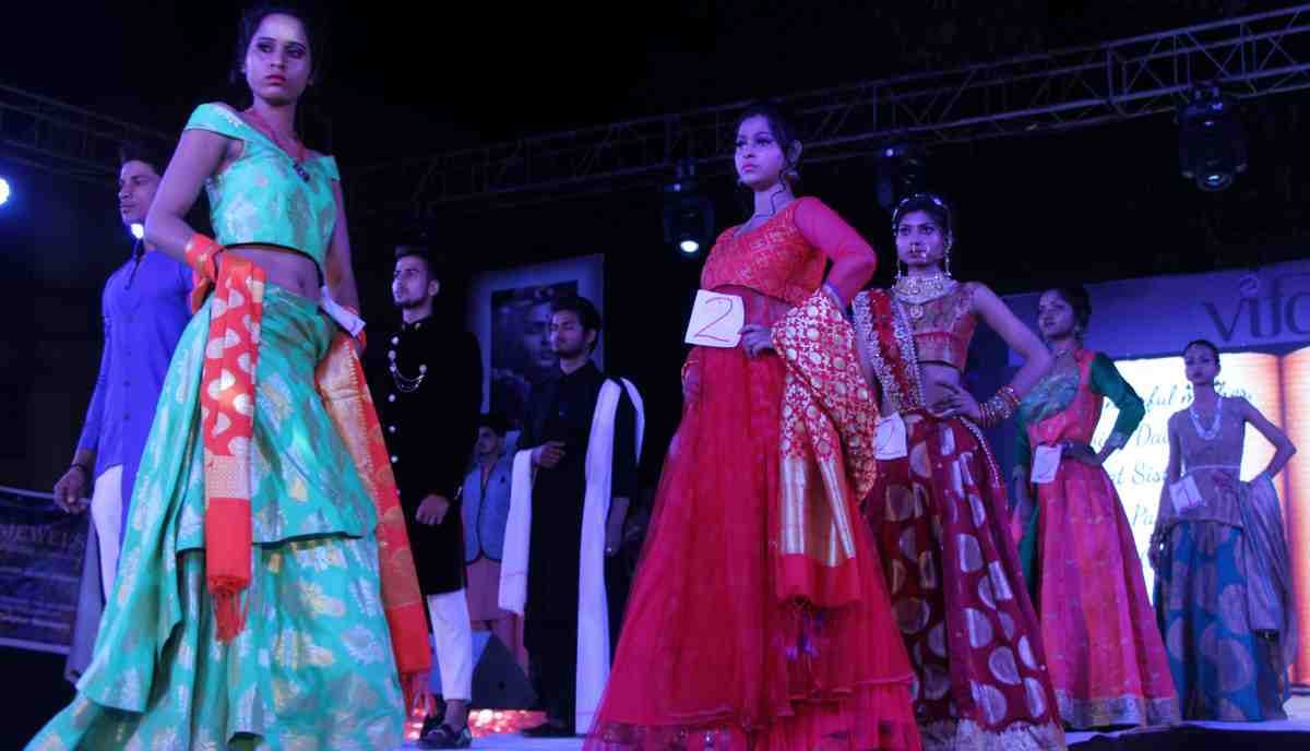 Fashion show organise in vanita polytechnic