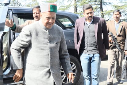 virbhadra singh admitted in PGI Chandigarh