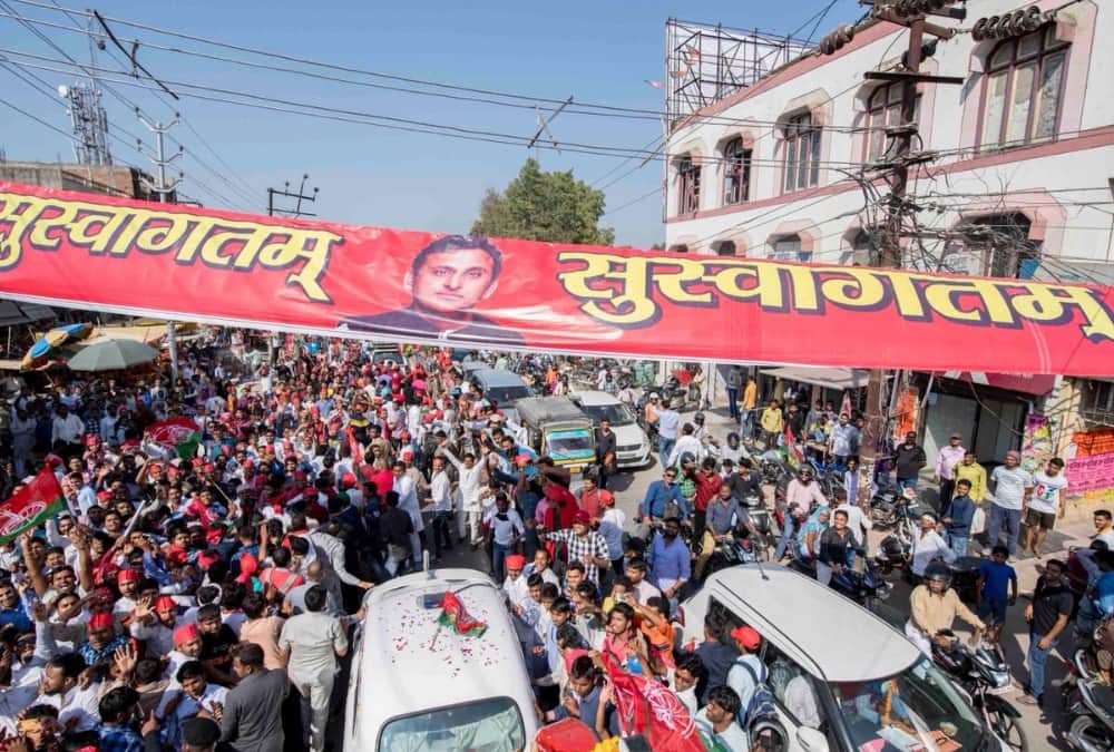akhilesh yadav tweets before bypoll in gorakhpur and foolpur.