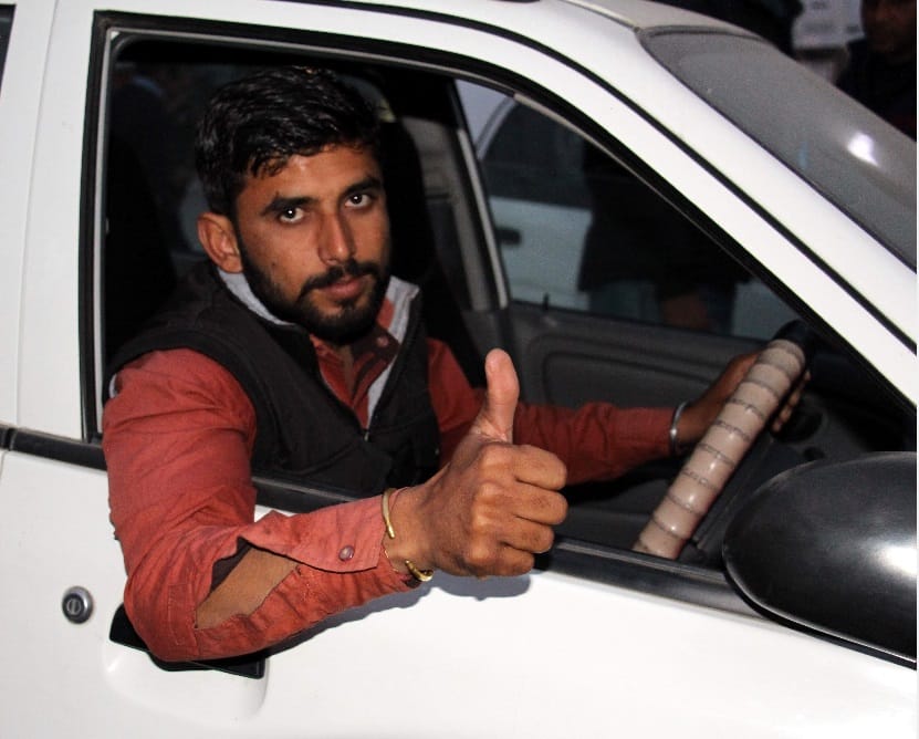 Taxi Driver Anuj made website in uttarakhand