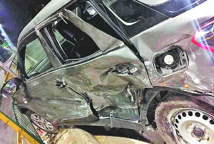 drunk girls hit car in mohali, six people criticallly injured